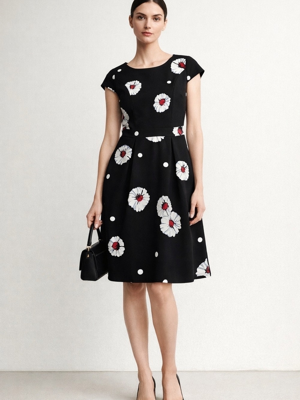 Black Floral A-Line Dress Size M Back Daisy Print Garden Party Euro Summer Vaca